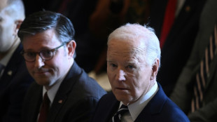 Biden re&ccedil;oit les &eacute;lus du Congr&egrave;s, entre aide &agrave; l'Ukraine et paralysie budg&eacute;taire