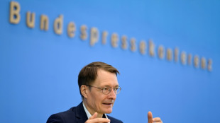 Lauterbach k&uuml;ndigt Eigenbeteiligung von drei Euro an Corona-B&uuml;rgertests an