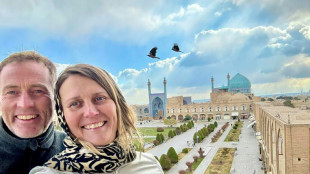 Un couple britannique d&eacute;tenu en Iran doit compara&icirc;tre samedi devant un tribunal (famille)