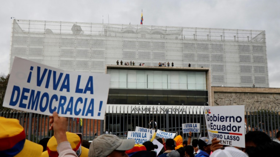 Equateur: menac&eacute; de destitution, le pr&eacute;sident Lasso dissout le Parlement