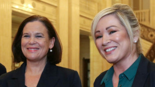 Irlande du Nord: les institutions red&eacute;marrent avec un basculement historique