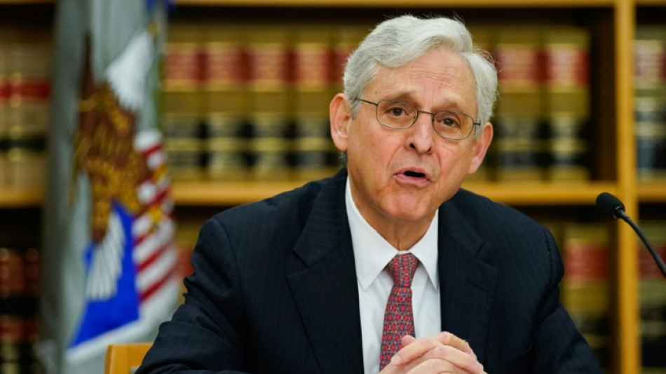 Procurador-geral dos EUA denuncia aumento de amea&ccedil;as a funcion&aacute;rios p&uacute;blicos