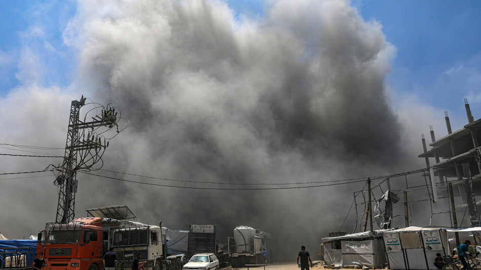 Hamas, 'raid israeliano su scuola Gaza, i morti sono 33'