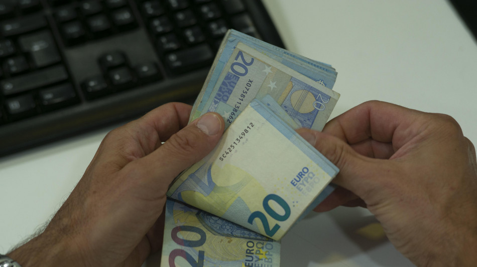 Cresce il credito al consumo ma tassi pi&ugrave; alti dell'area euro