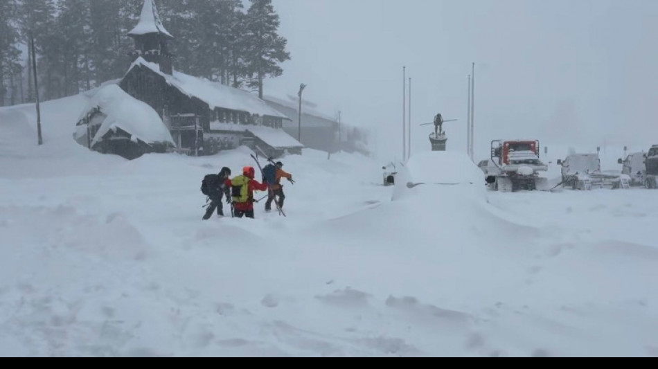 El clima extremo retrasa la recuperaci&oacute;n de los restos de las v&iacute;ctimas de la avalancha en California