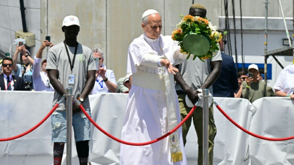 Papa denuncia a 'indiferen&ccedil;a' com os imigrantes em ato simb&oacute;lico nas Can&aacute;rias