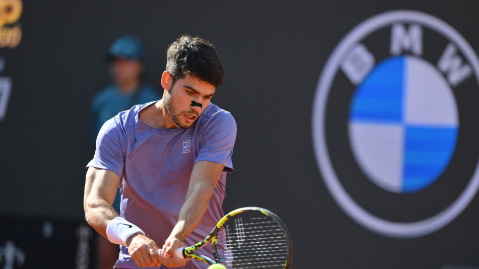 Sfuma sogno Sinner, Alcaraz vince gli Internazionali