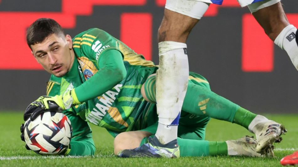 Goleiro s&eacute;rvio Petrovic deixa Chelsea e assina com Bournemouth