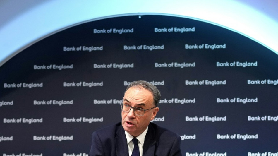 La Banque d'Angleterre abaisse son taux et revoit fortement &agrave; la baisse la croissance britannique