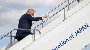 Trump fliegt von Japan weiter nach Südkorea