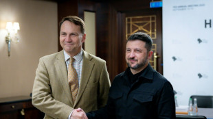 Polonia acusa a Hungr&iacute;a de "chantaje" por bloquear la candidatura de Ucrania a la UE