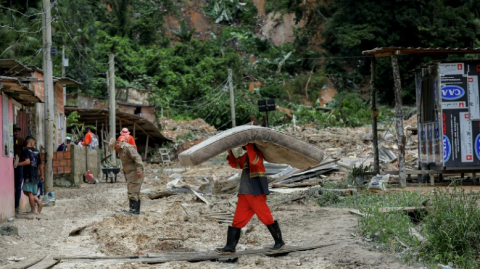Ocho muertos, entre ellos cuatro ni&ntilde;os, por un deslizamiento de tierra en Brasil