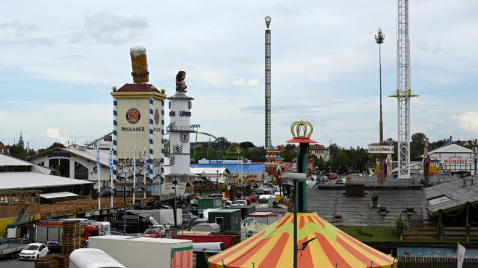 Fr&uuml;herer Haus&auml;rzte-Chef h&auml;lt Volksfeste trotz Corona f&uuml;r vertretbar