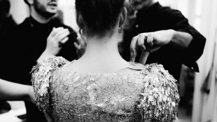 Chanel firma i costumi del balletto Red Carpet a Opera di Parigi