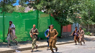 Atentado em funeral de governador deixa 11 mortos no Afeganist&atilde;o