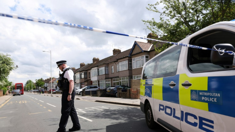 Hispano-brasileiro &eacute; acusado de matar adolescente com espada em Londres