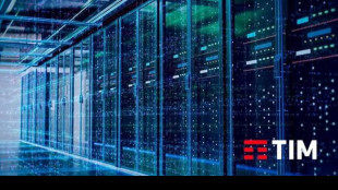 Tim, piano da 550 milioni per azzerare l'impatto ambientale del digitale nel 2050