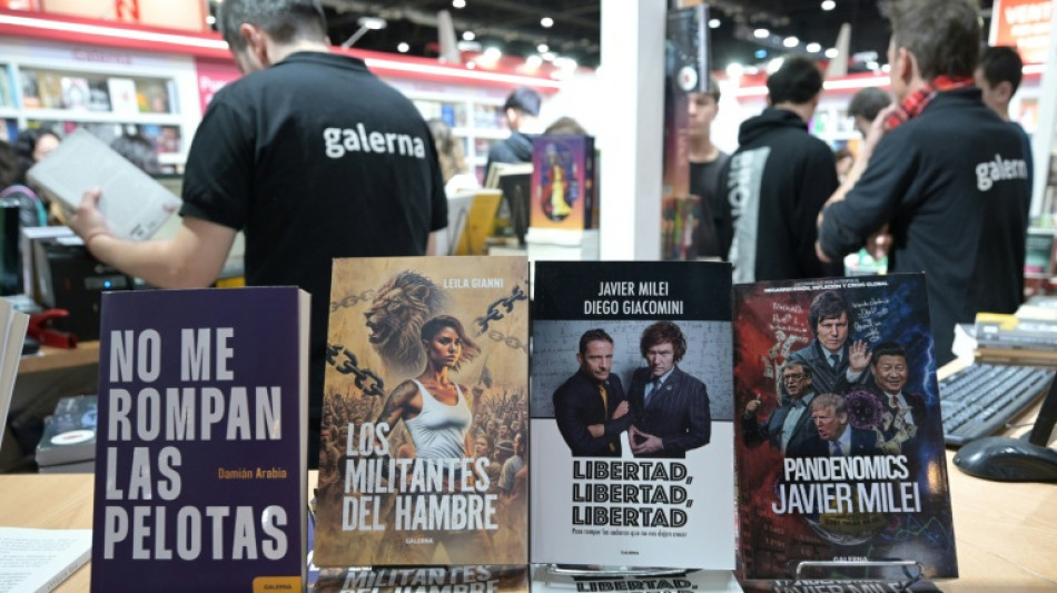 Fen&ocirc;meno Milei domina Feira do Livro de Buenos Aires