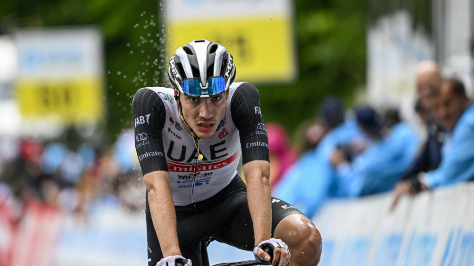 Tour de Suisse: Spanier Ayuso gewinnt K&ouml;nigsetappe