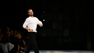 Matthieu Blazy &eacute; nomeado diretor art&iacute;stico da Chanel