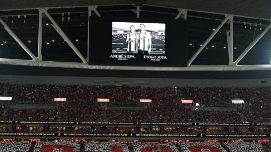 Milan vence Liverpool (4-2) em amistoso em Hong Kong